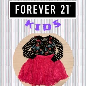 Trendy! Girls sz L pink skirt